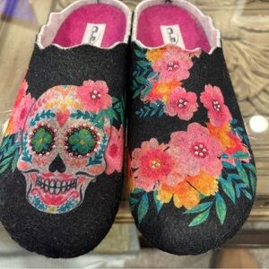 Spring Step Pink and Gray Slip on